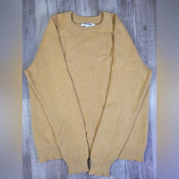 100% mens MEDIUMWEIGHT WOOL good threads mustard yellow crew sweater size large - Picture 6 of 10